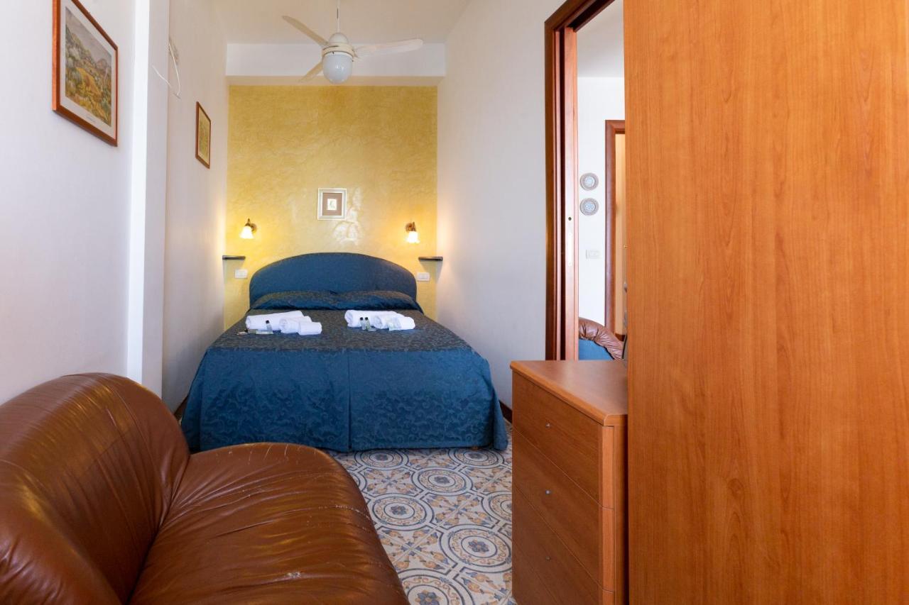 Mondello Wonderful Seaview Apartment X6 Kültér fotó